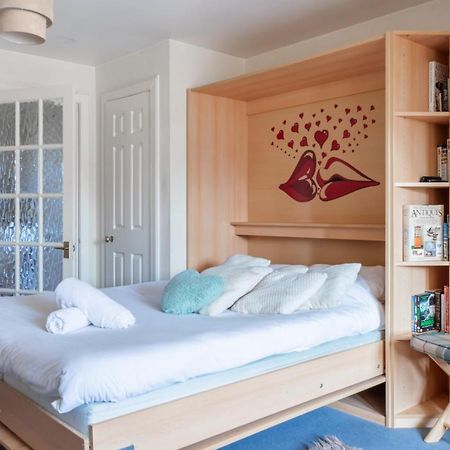 Tony Asga - Tony'S Apartment Heart Of Edinburgh City Centre Sleeps 2 ภายนอก รูปภาพ