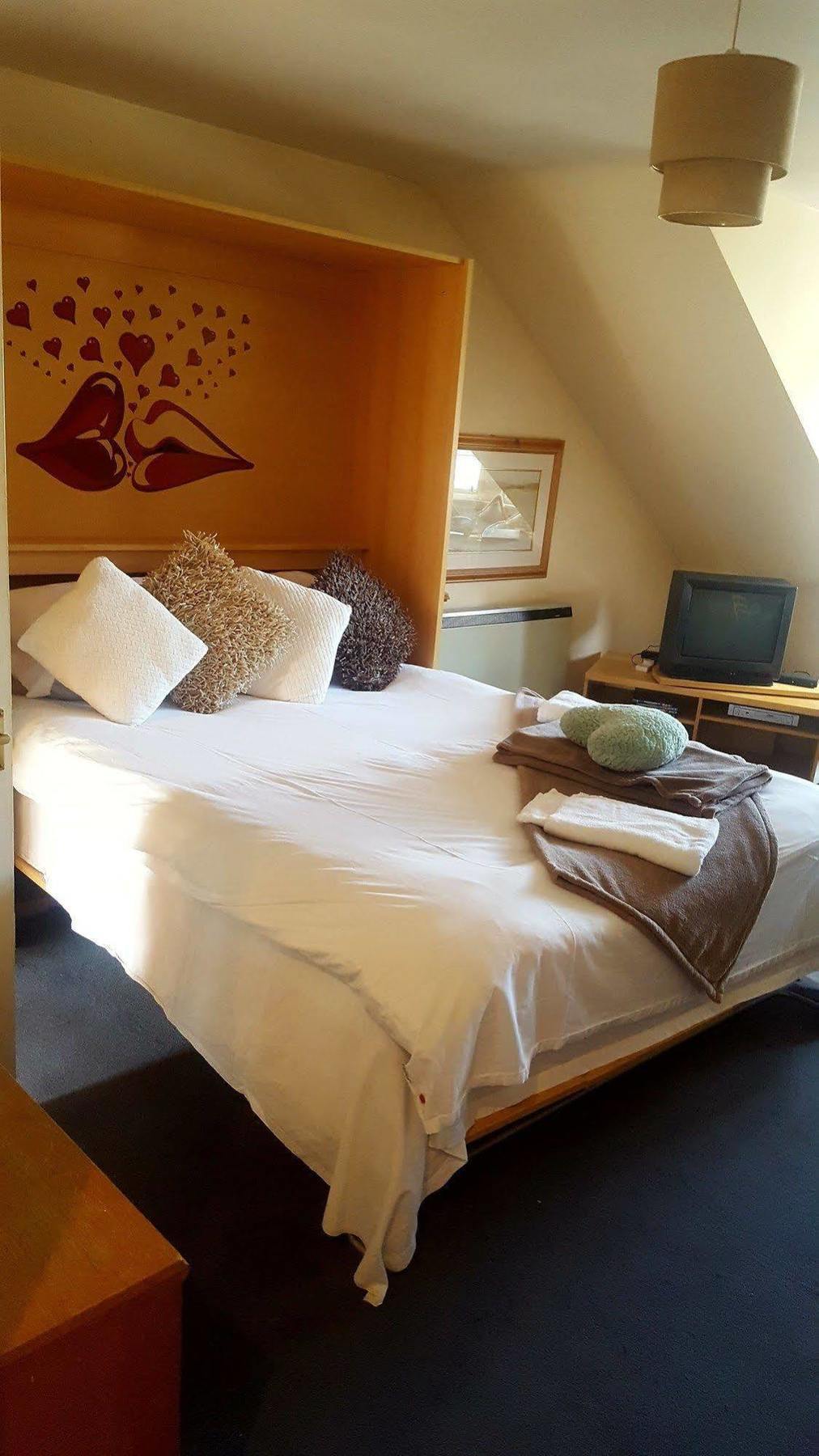 Tony Asga - Tony'S Apartment Heart Of Edinburgh City Centre Sleeps 2 ภายนอก รูปภาพ