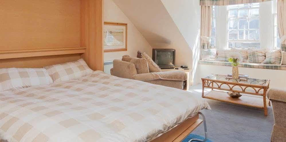 Tony Asga - Tony'S Apartment Heart Of Edinburgh City Centre Sleeps 2 ภายนอก รูปภาพ