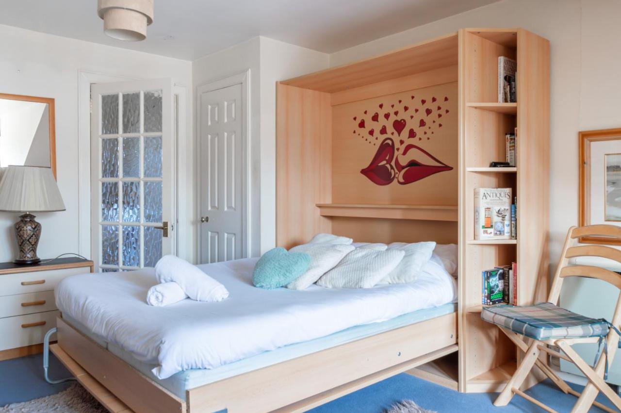 Tony Asga - Tony'S Apartment Heart Of Edinburgh City Centre Sleeps 2 ภายนอก รูปภาพ