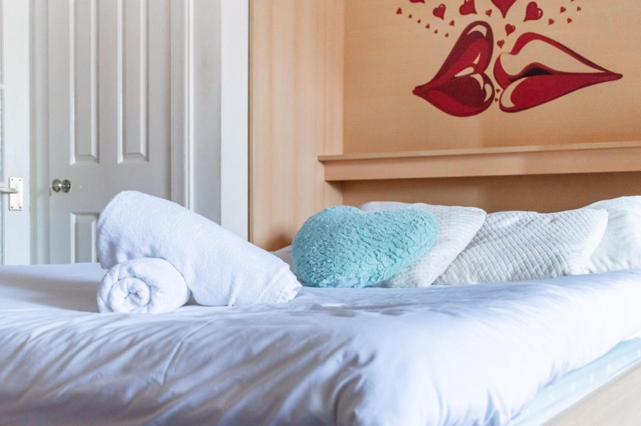Tony Asga - Tony'S Apartment Heart Of Edinburgh City Centre Sleeps 2 ภายนอก รูปภาพ