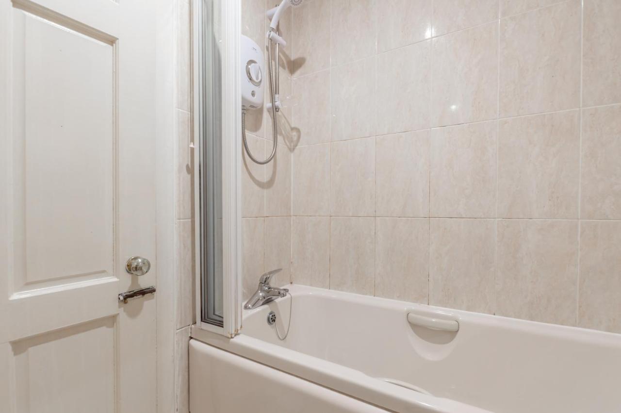 Tony Asga - Tony'S Apartment Heart Of Edinburgh City Centre Sleeps 2 ภายนอก รูปภาพ