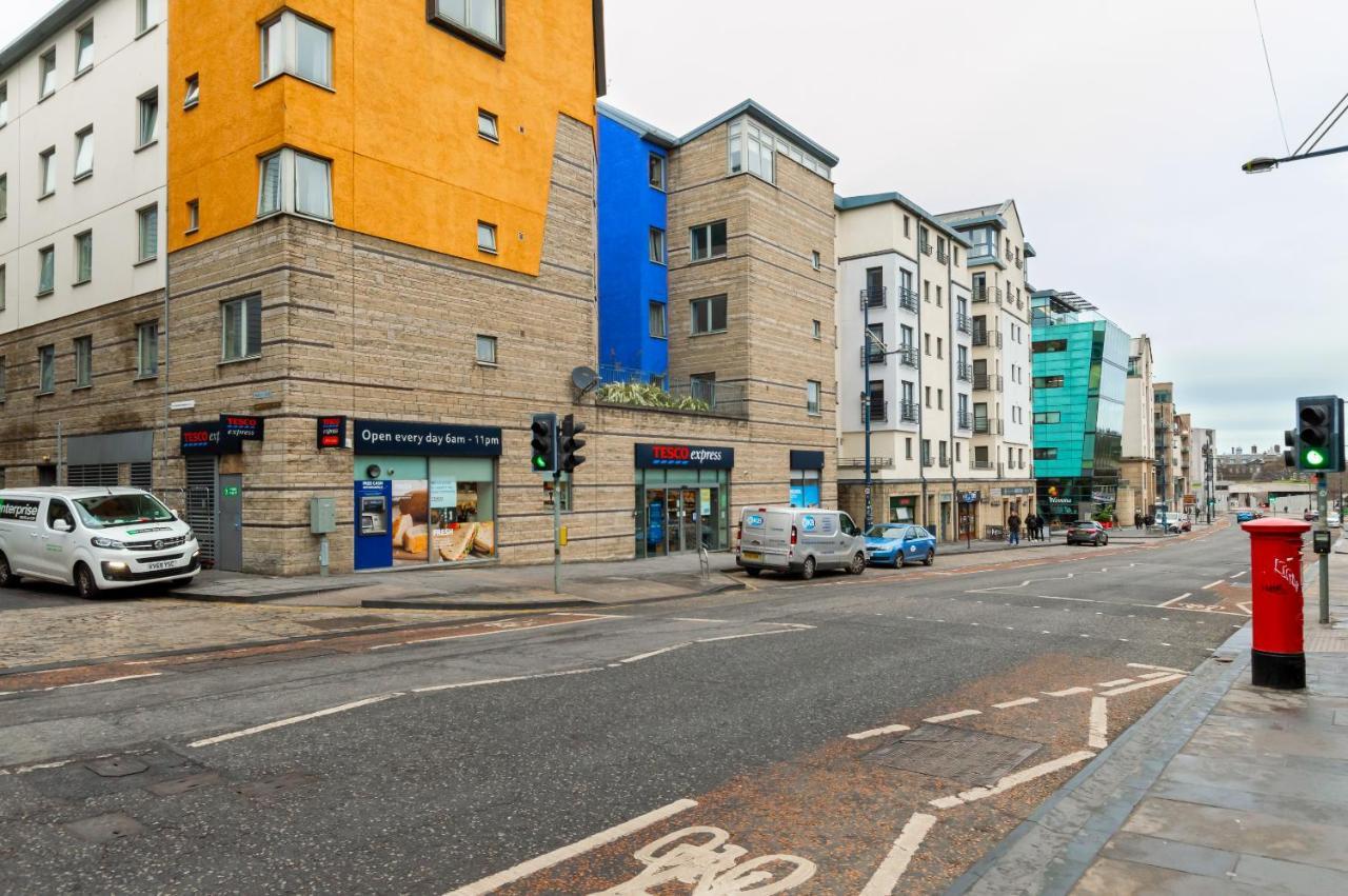 Tony Asga - Tony'S Apartment Heart Of Edinburgh City Centre Sleeps 2 ภายนอก รูปภาพ